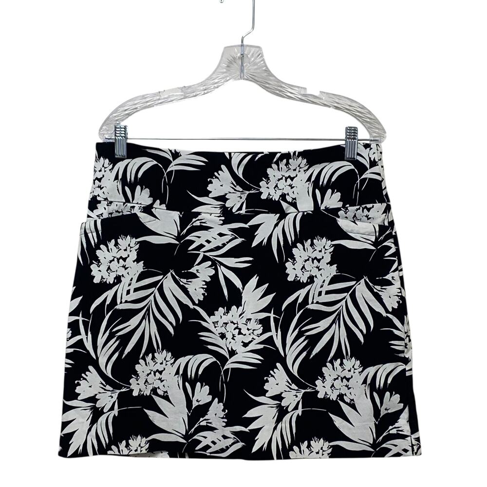 SC & Co Golf Tennis Pull On Skort Skirt w/ Shorts Large Floral Pockets Stretch